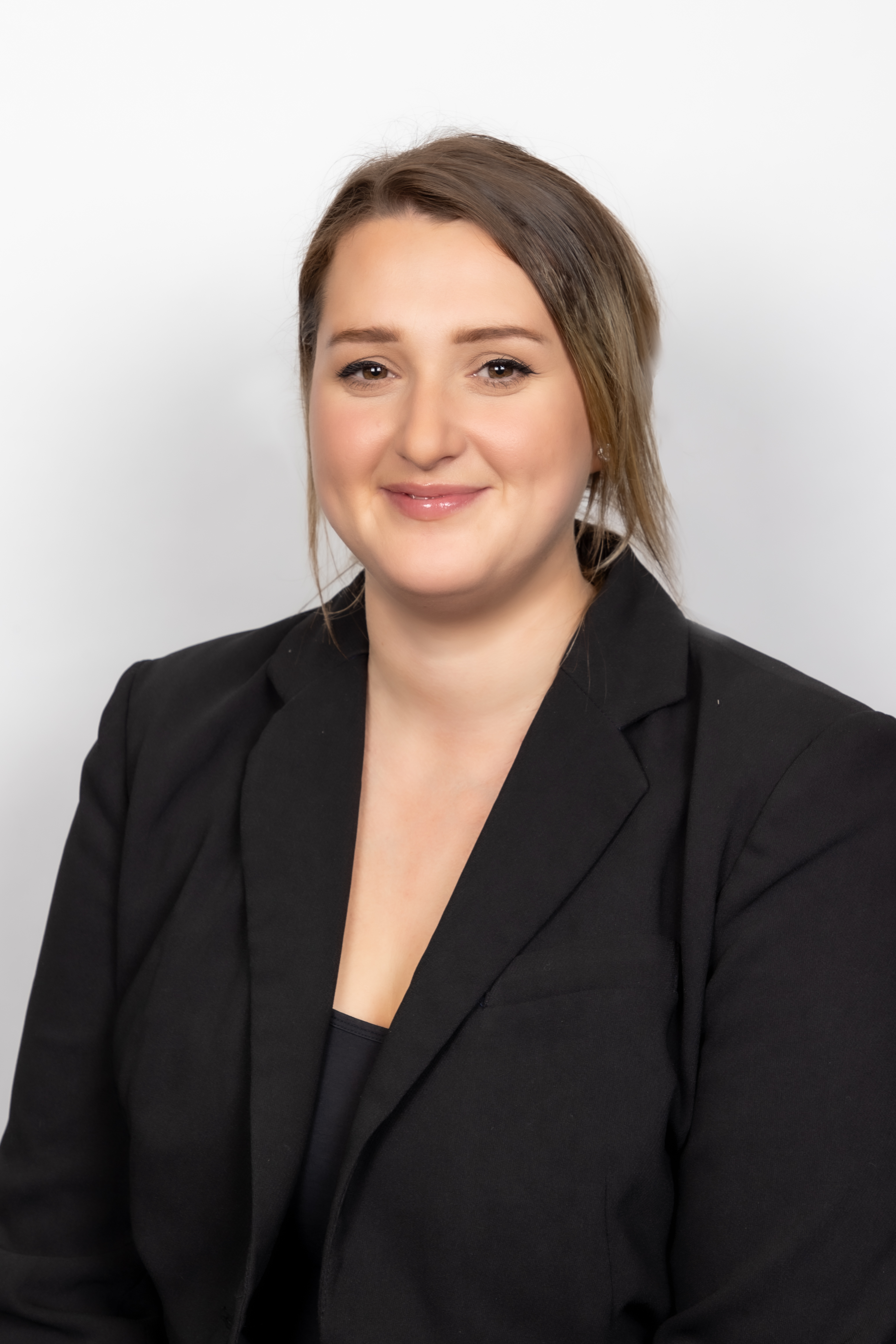 MAKO STAFF Chloe 02 Aug2024